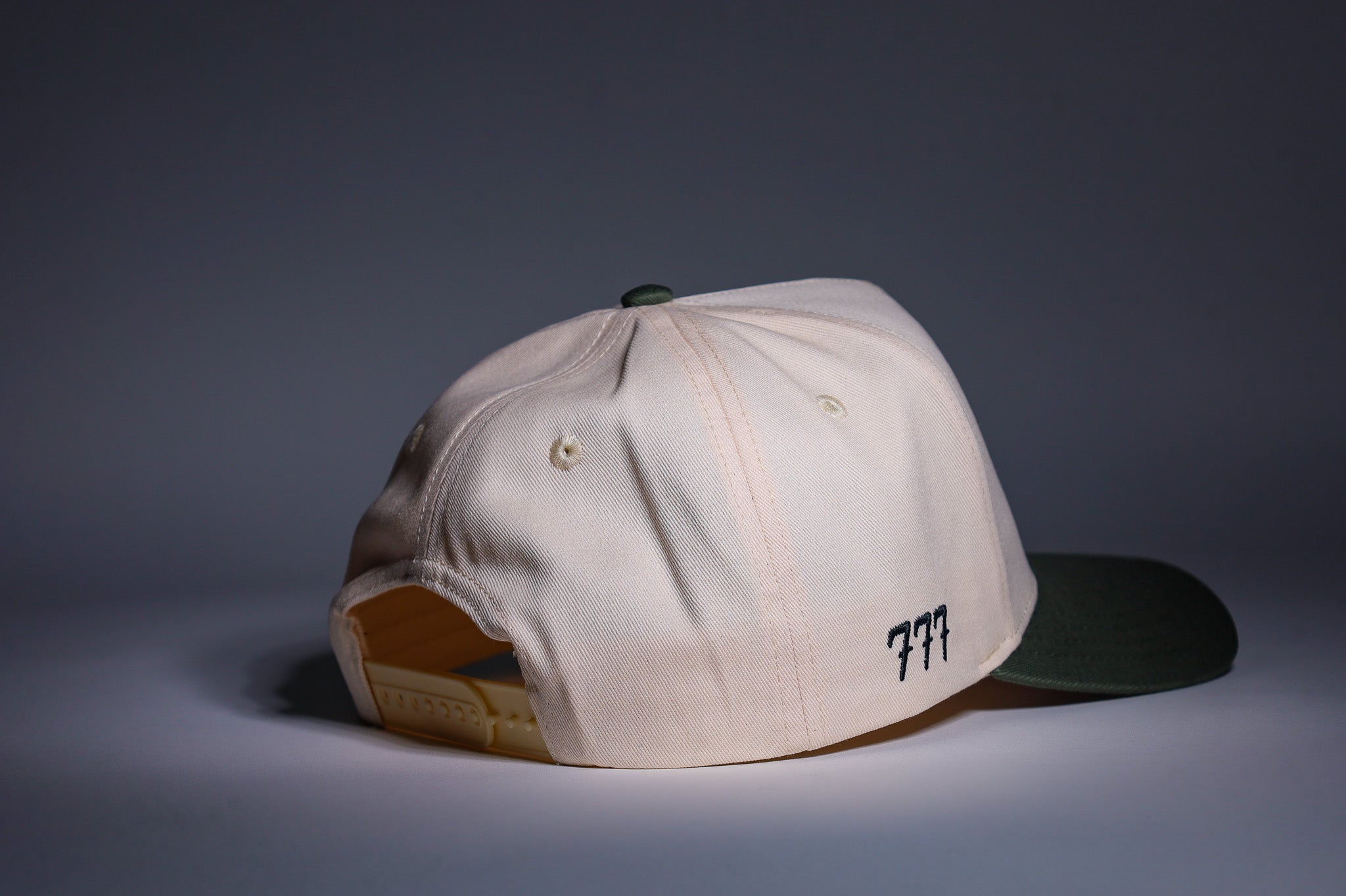 Kanales Empanadas Hat